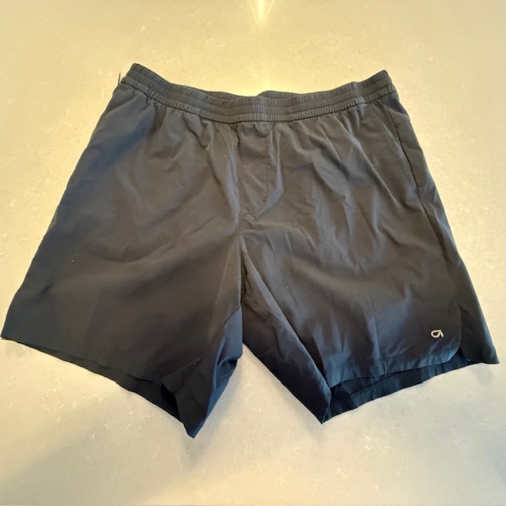 Men's Stretch Gap Black Moisture Wicking 7" Quick Dry Movement Shorts Large EUC
